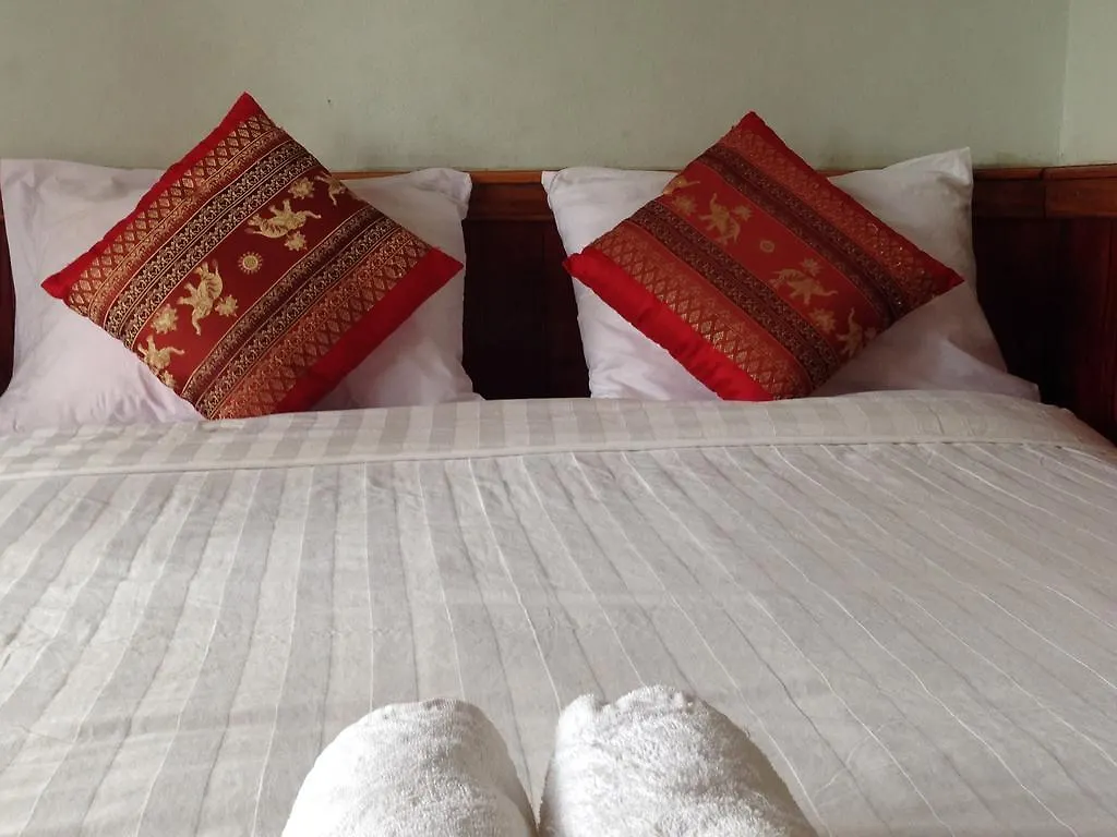 Villa Kingkham Riverside Luang Prabang 2*,