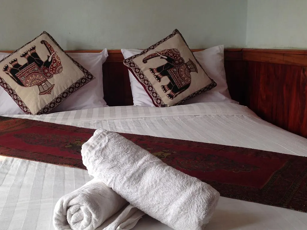 ** Casa de hóspedes Villa Kingkham Riverside Luang Prabang Laos